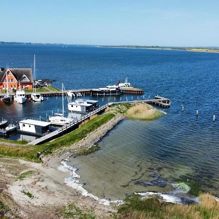 Hausboote Und Fewo Vieregge Exteriör bild